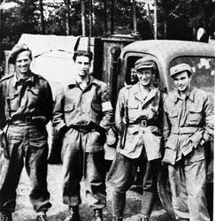 Gamle Linge-karer fra forskjellinge distrikter møtes under e