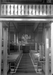 Børsa kirke, interiør etter ombygging i 1935. Fotografert mo