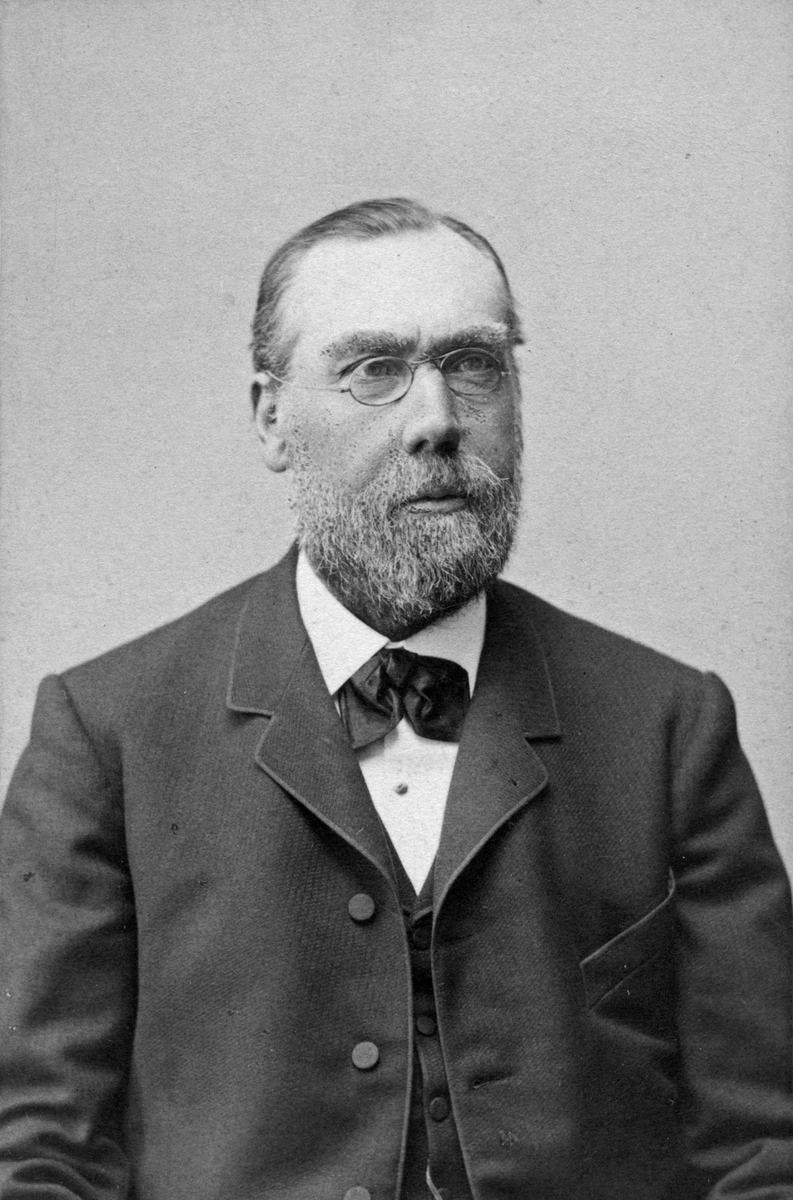 Boktryckare J.F. Säfberg. 1880-tal.