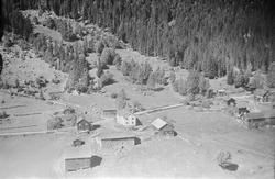 To ukjente gårder, Øyer, stabbur, jordbruk, slåttonn, hesjin