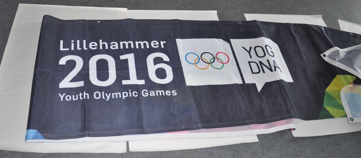 Banner med designprogram og logo for Lillehammer Youth Olympic Games 2016