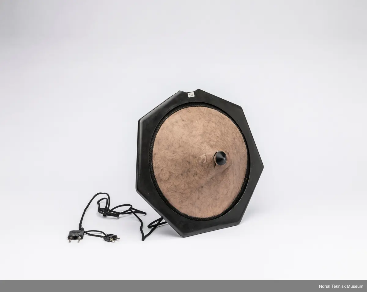 Del av ramme knukket, bit i plastpose