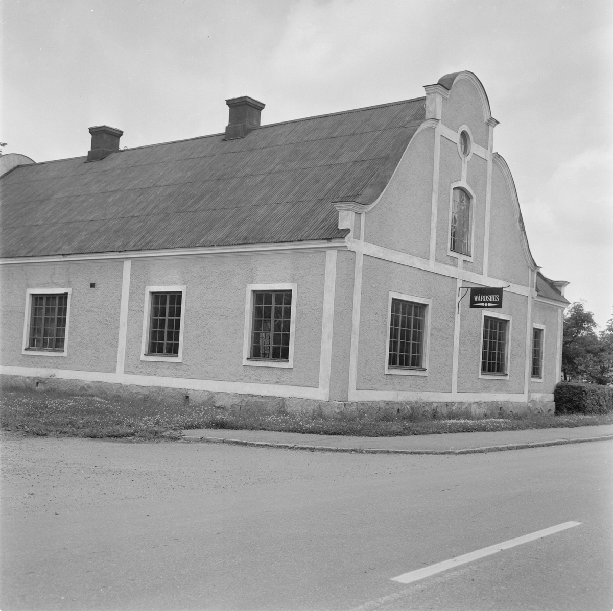 Värdshus i Lövstabruk, Österlövsta socken, Uppland, juni 1979