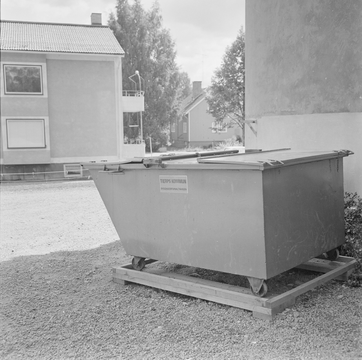 Containerbesvär i Söderfors, Söderfors socken, Uppland, juni 1979