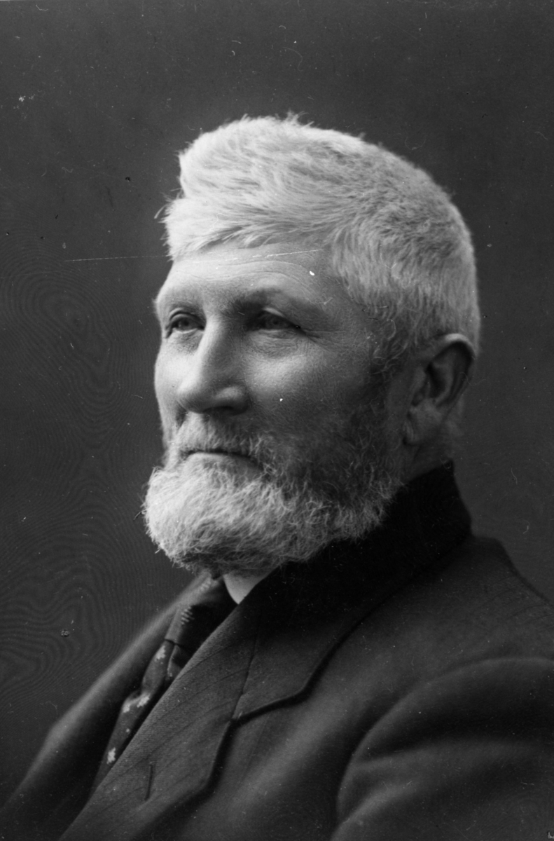 Portrett av Kristian Severin Rockmann, f. ca. 1845, d. 1922. Stonglandseidet, Tranøy.