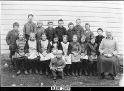 Klassebilde fra Fagerenget skole, Lysøysundet, Bjugn