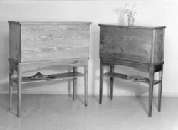 Skrivebord/ skatoll.