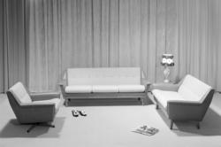 Salong. 3-seter, 2-seter og lenestol/ svingstol.