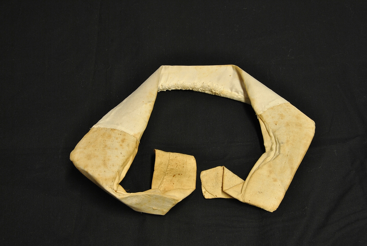 Godt brukt, formen ødelagt.