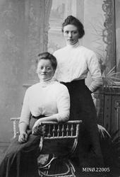 Portrett av to kvinner