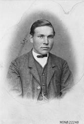 Portrett av ung mann. Lars Christoddersen Dalen, født 1848. 