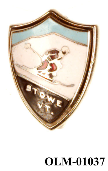 Inneholder 101 merker, pins og  medaljer.
Guttorm Berge tok tilbake samlingen 21.mai 1996.-notert i aksesjonsboken.