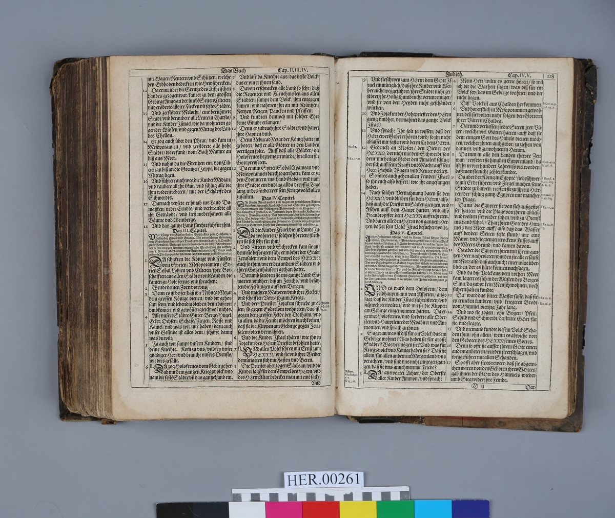 Tyskprodusert bibel fra 1641, skinninnbundet.