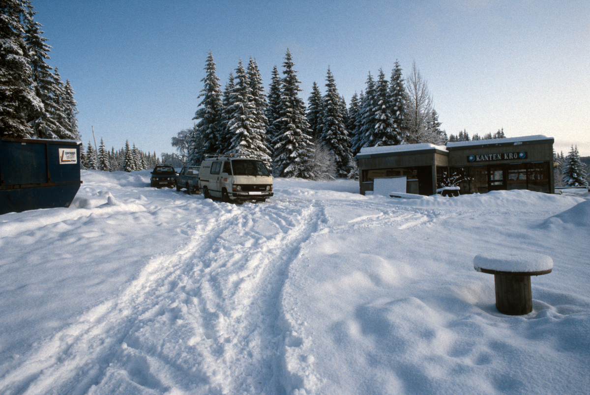 Lillehammer. OL 1994, Kanten kro.  Område for bygging av Telemarkstunet til venstre,mot øst.