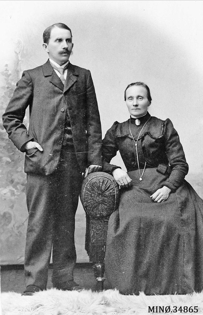 Johan Alfred Mellander, Sverige og Oline Mathiasdatter Røe (Framigarn).