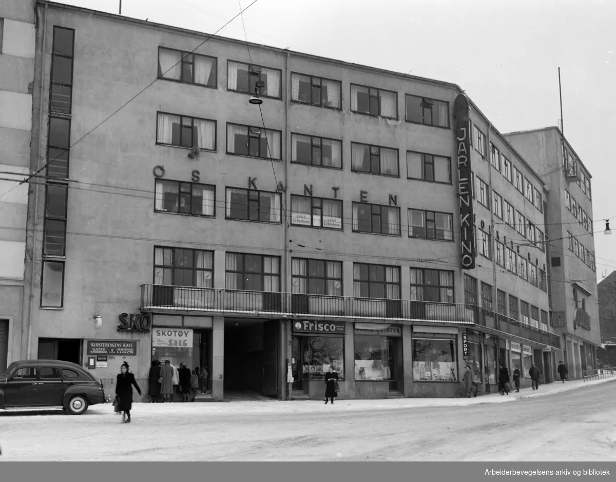 Østkanten Folkets Hus i Åkerbergveien. Januar 1952