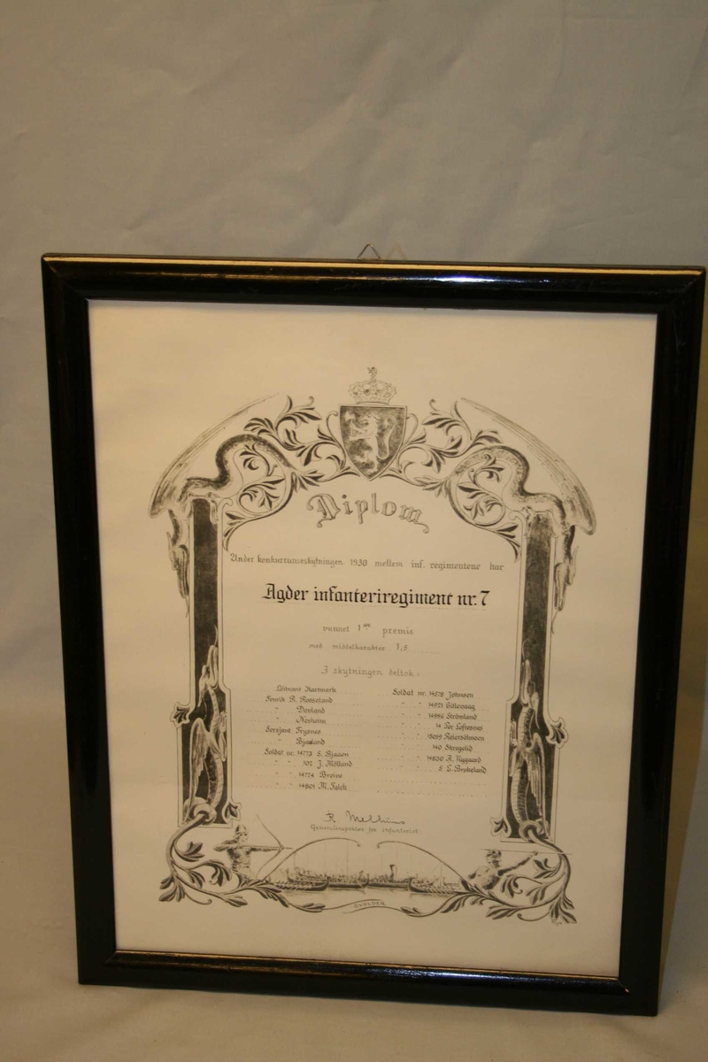 Diplom for konkurranseskyting i 1930 mellom infanteriregimentene.
Agder infanteriregiment nr 7 vunnet 1. premie