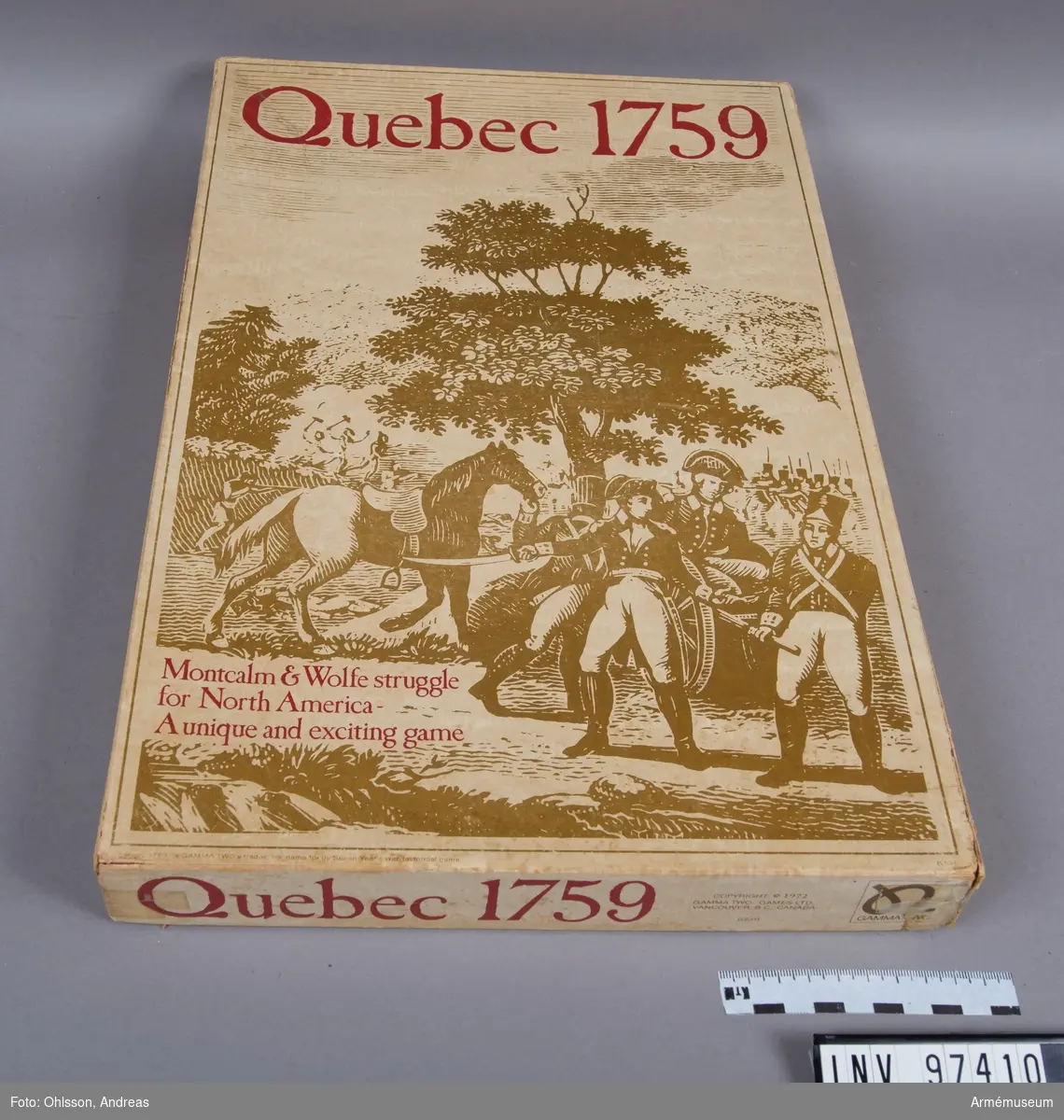 Spelet består av en spelplan i två delar som föreställer en karta över Quebec 1759, 7 tärningar, ett häfte med spelinstruktioner samt ett 50-tal rektangulära träklossar med varierande motiv i rött, blått, brunt och grönt.