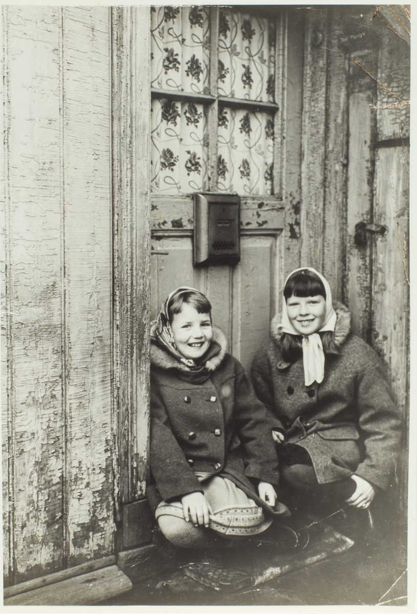 To jenter på Enerhaugen