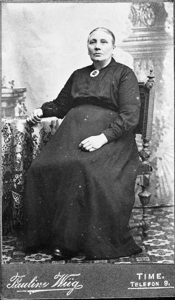 Berta Olina Steinsland f. Høyland (1874 - 1908)