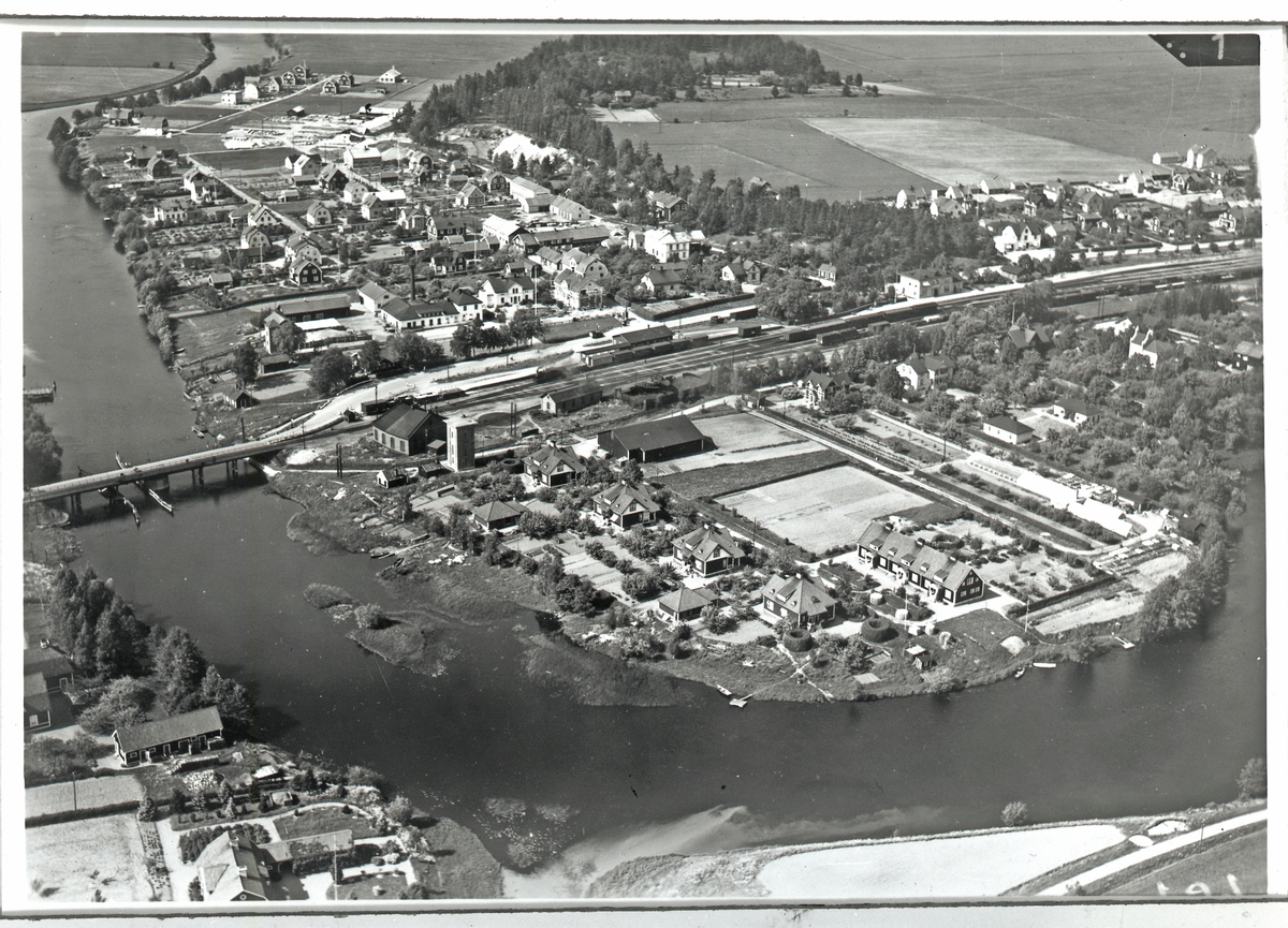 Flygfoto över Kolbäck järnvägsstation