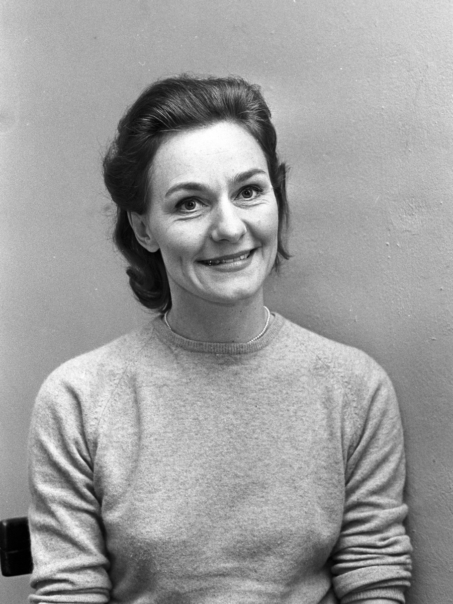 Portrett av Holmenkollvertinnen. Fotografert mars 1969.