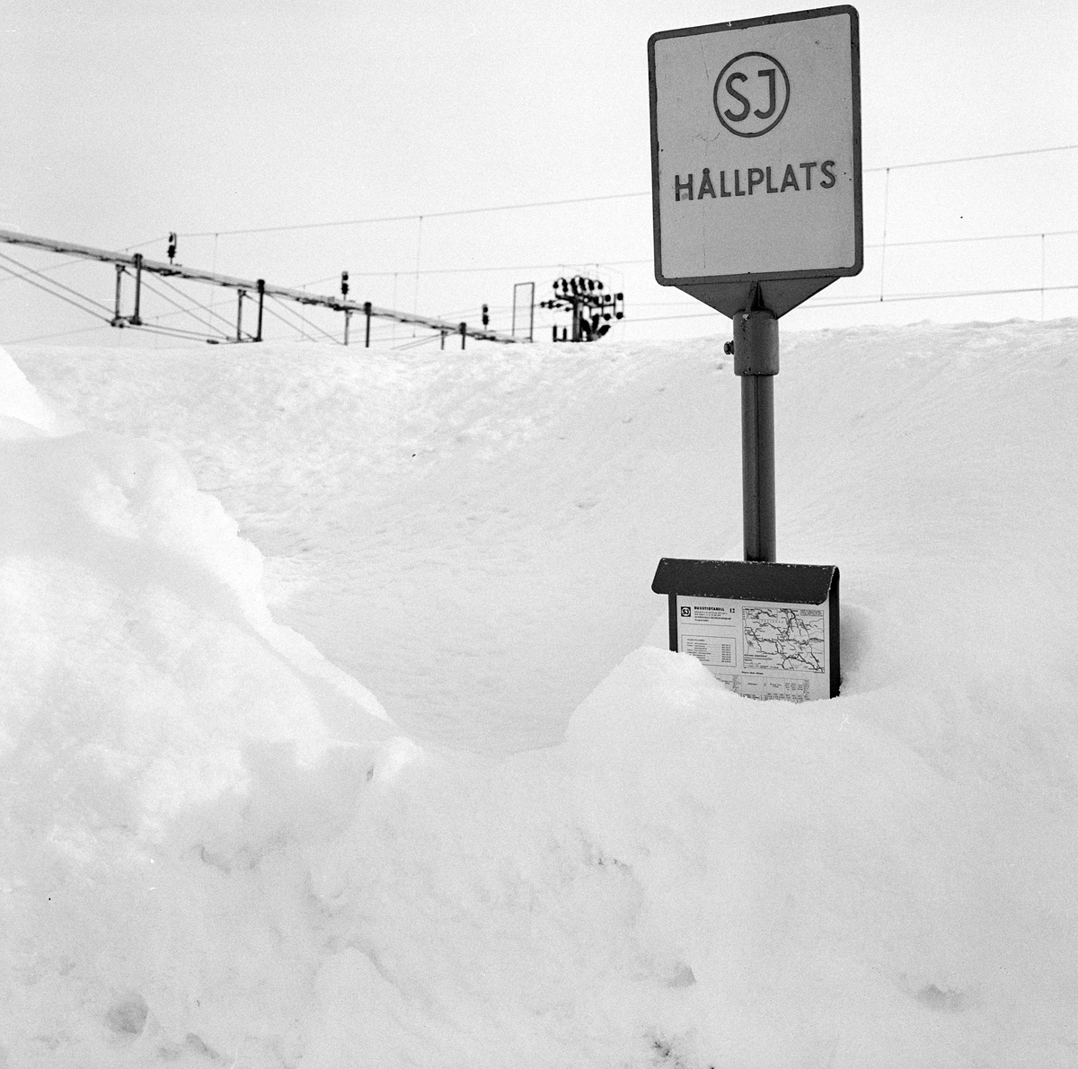 Statens Järnvägar, SJ  Snöröjning Åre-Ånn.
busshålplats