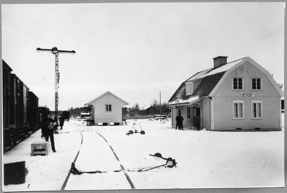 Bergby station vintertid.