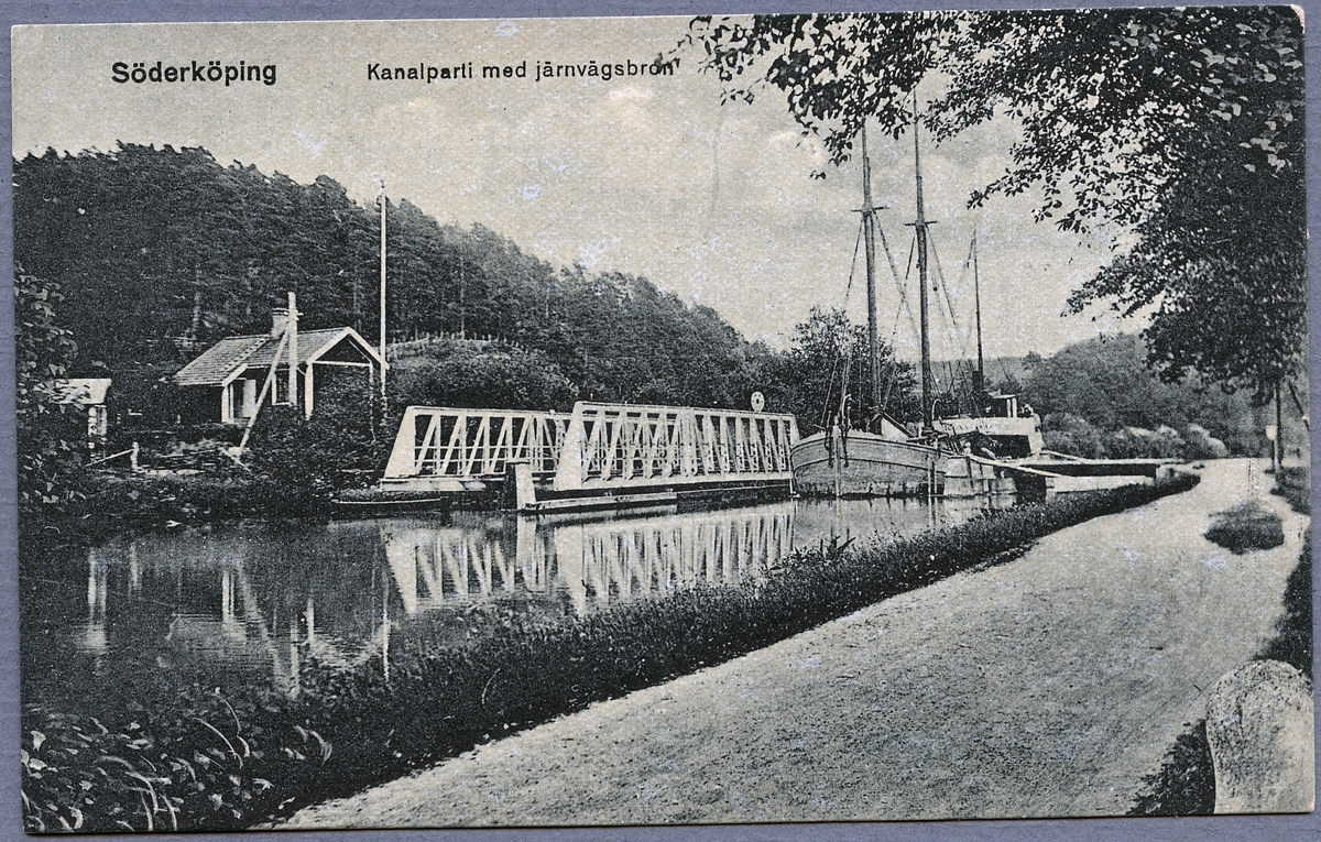 Kanalen i Söderköping på linjen Kummelby - Valdemarsvik.