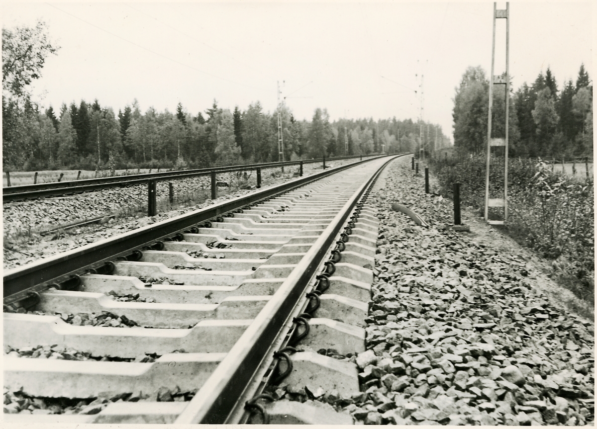 Betongslipers med FIST-befästningar, på sträckan mellan Solberga och Nässjö.