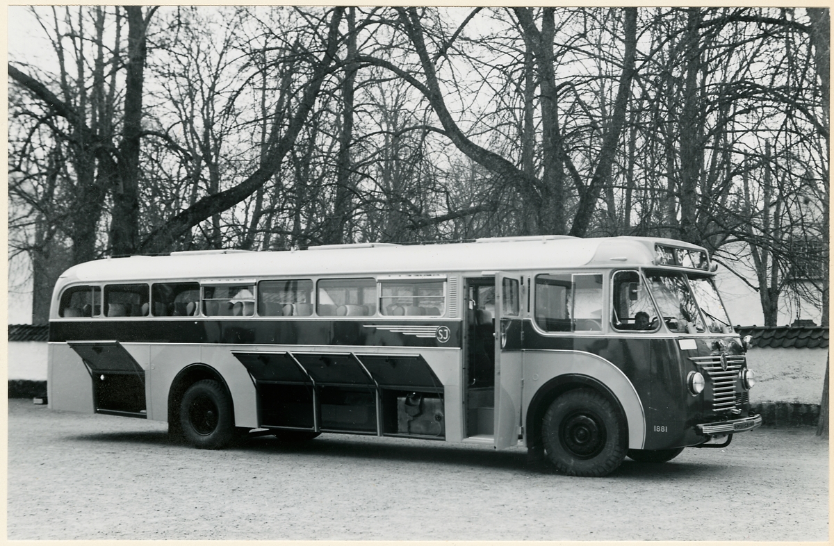 Statens Järnvägar, SJ Buss 1881 Scania-Vabis B 63 från 1950 med kaross från Svenska Karosseriverkstäderna i Katrineholm.