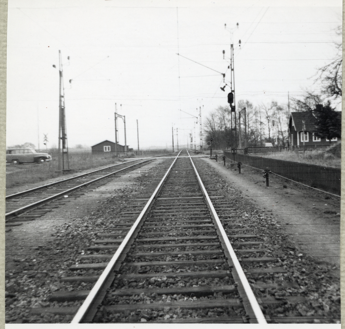 Järnvägsövergång vid Spannarp på linjen mellan Ängelholm och Åstorp.
