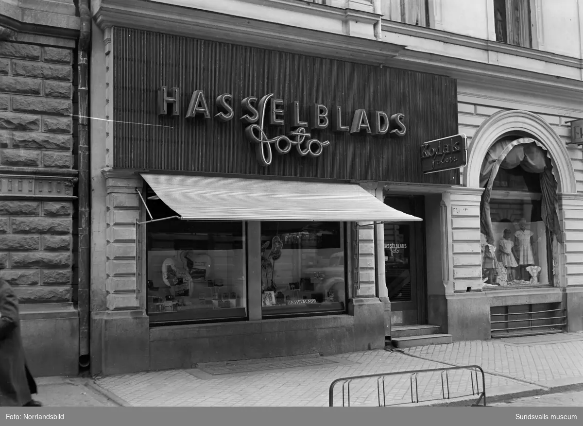 Hasselblads fotoaffär på Storgatan 32.