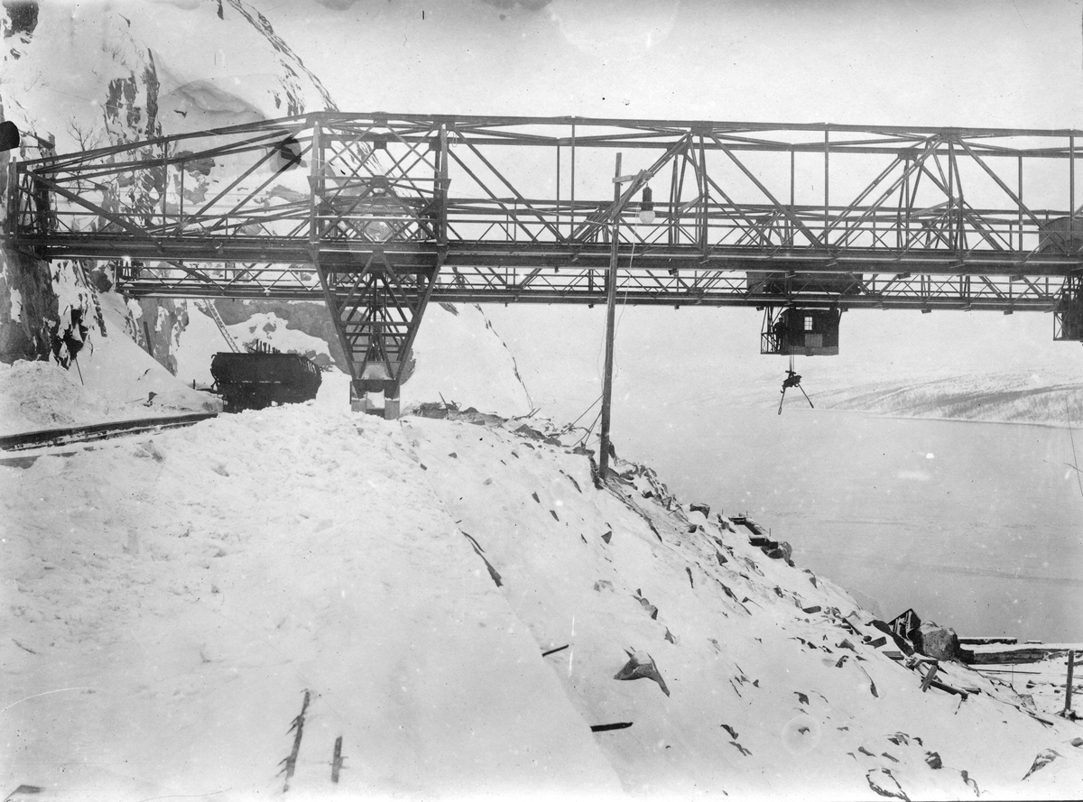 Indre del av malmkaibroen, Kirkenes 09.02.1911
