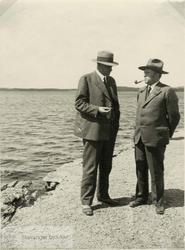 L.W.Hansen og Johs. Johnsen ved Stokkavannet