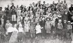 Nordvågen. Gruppebilde. Søndagskolebarn. Ca. 1930.