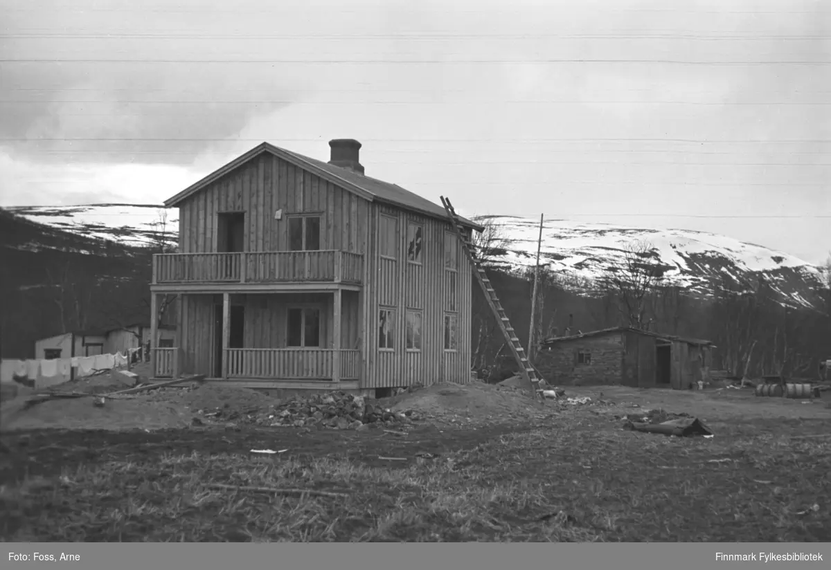 Et gjenreisningshus i Tana,  i mai-juni 1947.
