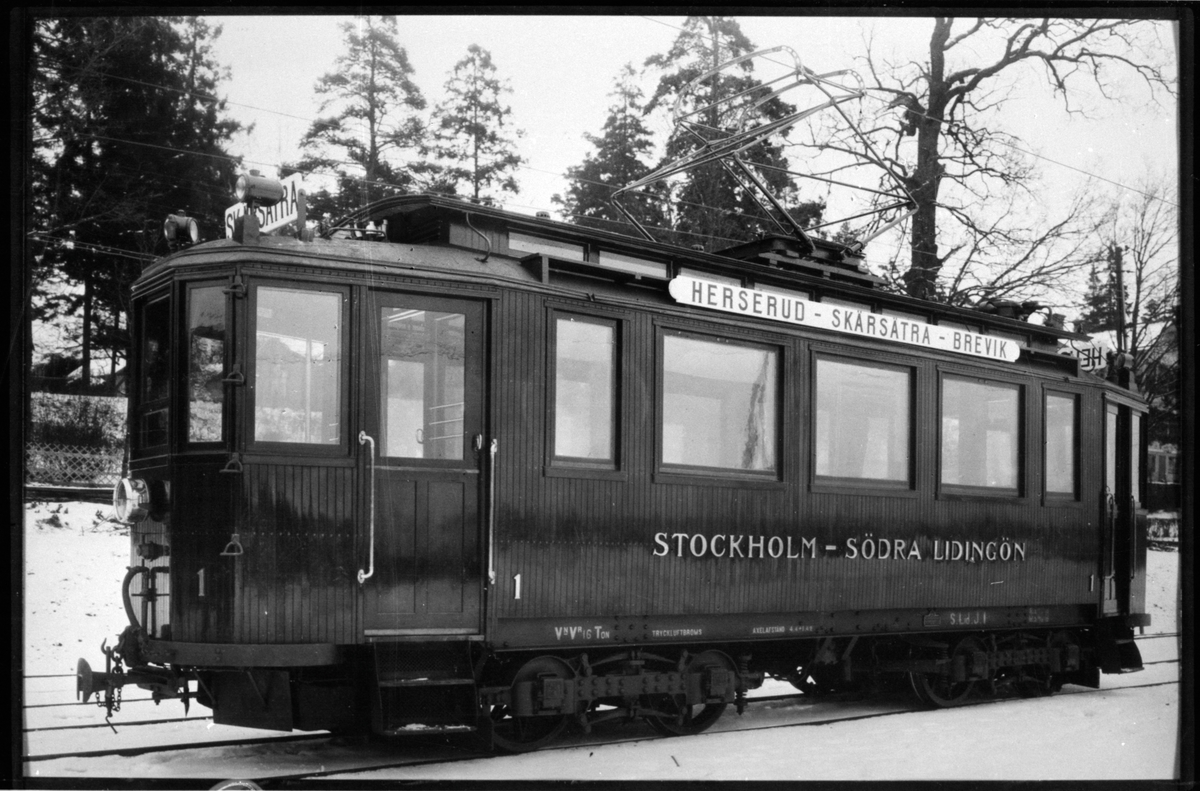 Leveransbild på Trafik AB Stockholm Södra Lidingöns Järnväg, SSLidJ spårvagn 1 som trafikerade linjen Herserud - Skärsätra - Brevik.