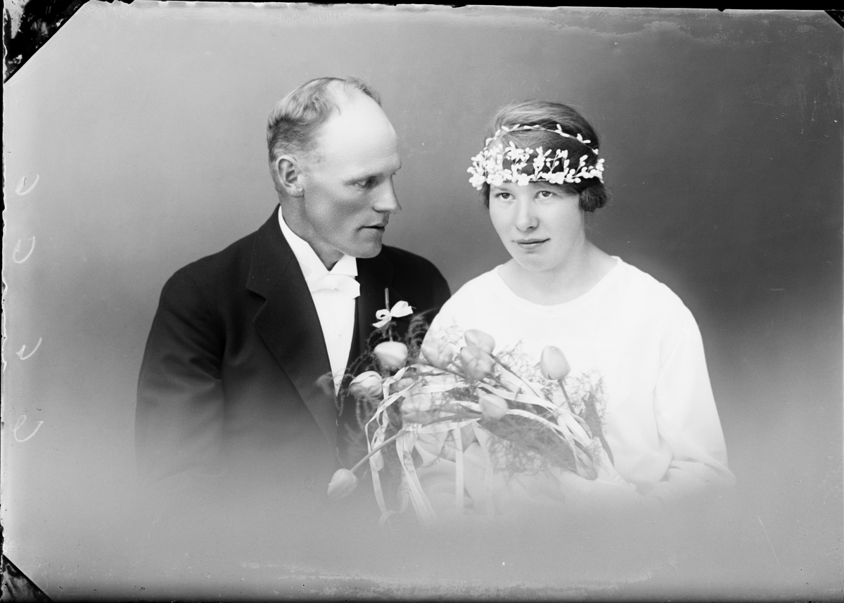 Brudparet Jansson, Östhammar, Uppland 1928