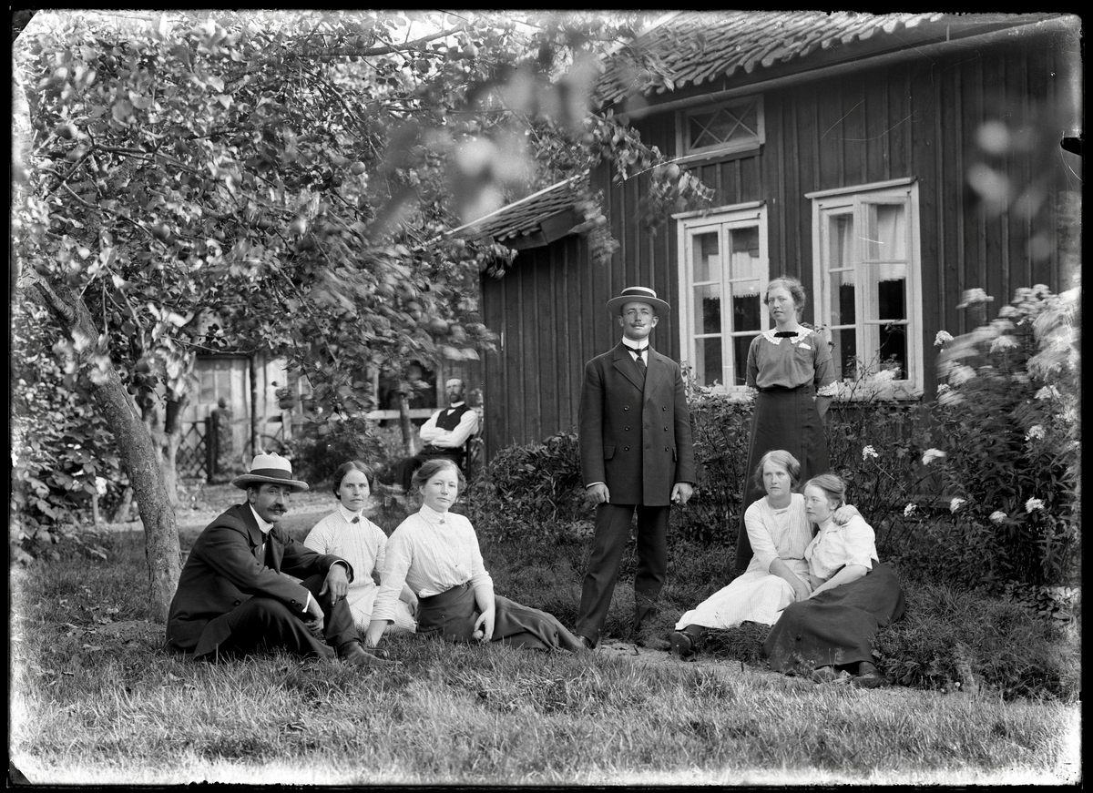 Johan Larsson med familj, Rumpeskog, Krusegården