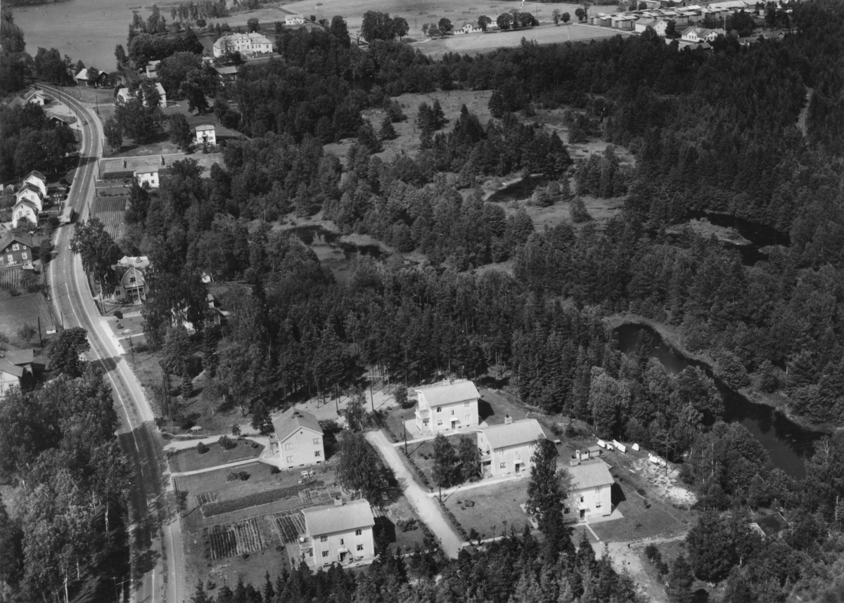 Flygfoto över Hörle i Värnamo kommun, Jönköpings län. Nr 235/1956