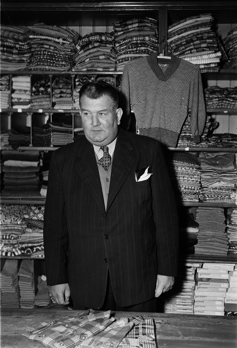 Köpman Erik Wahlberg, Uppsala 1954