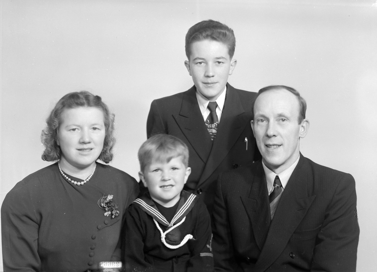 Leif Sørra med familie