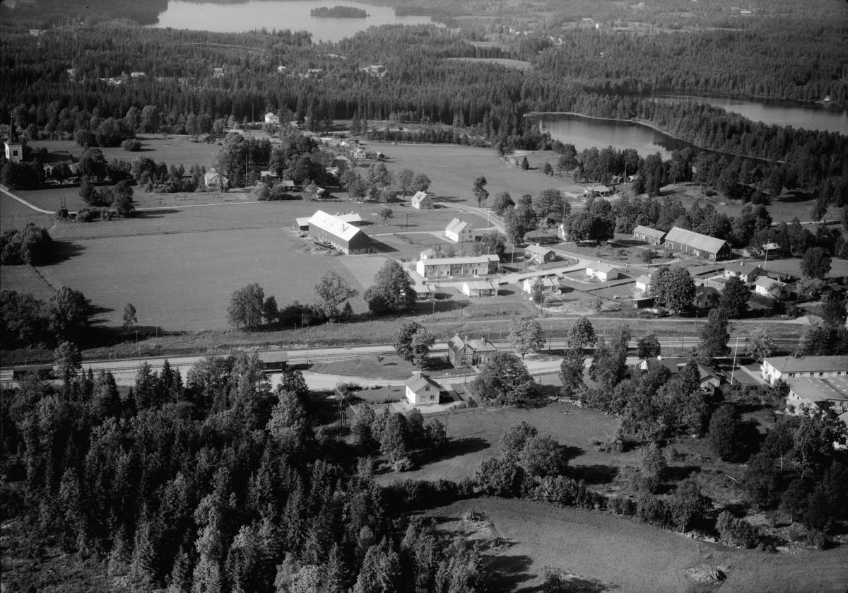 Flygfoto över Kärda i Värnamo kommun, Jönköpings län. Nr: 155/1960