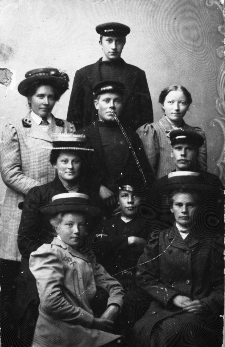 Gruppebilde tatt mellom 1908-18, Tranøy