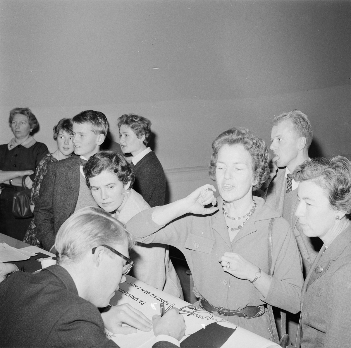 Förberedelser inför kårbal i universitetsaulan, Uppsala, oktober 1959