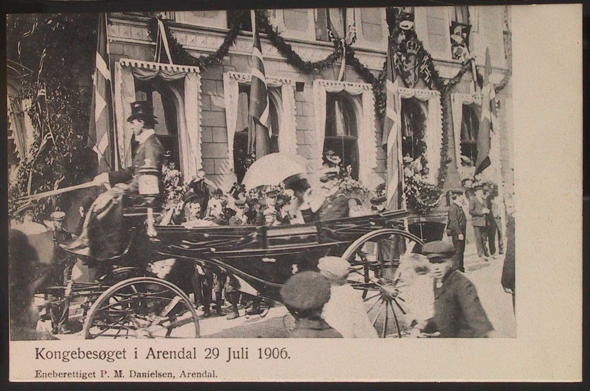 Kongebesøget i Arendal 29. Juli 1906.  Kjøretur gjennom Kirkegt.