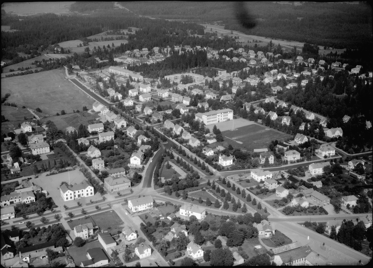Flygfoto över Sävsjö i Jönköpings län. 1172/1963