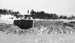 Nybygd tømmerkistekar på motstrøms side av Tjuvvholmen i Glo