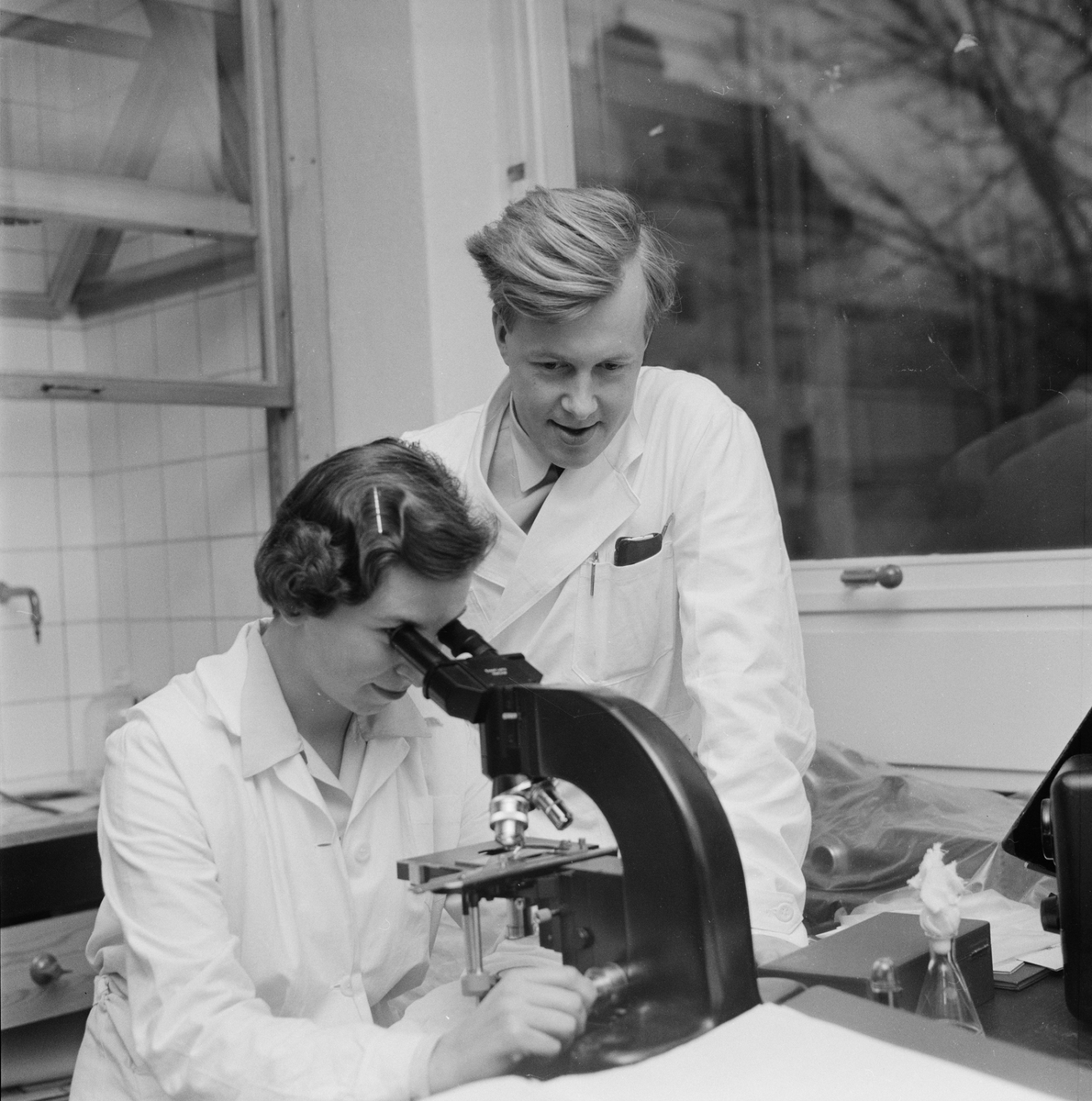Biokemiska institutionen, mikrobiologisk kurs, Uppsala, november 1958
